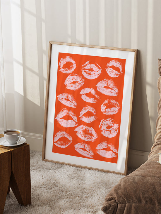 Trendy Kisses Print | Digital Download